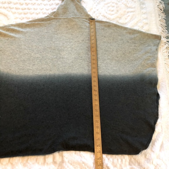 Promesa USA poncho, one size, gray to blue ombré - Picture 7 of 7